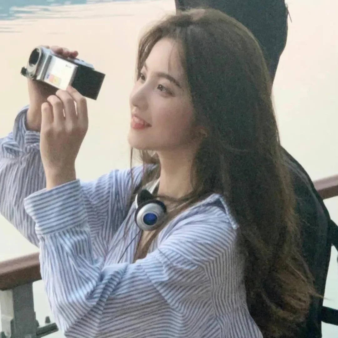 女性的先行者 封面